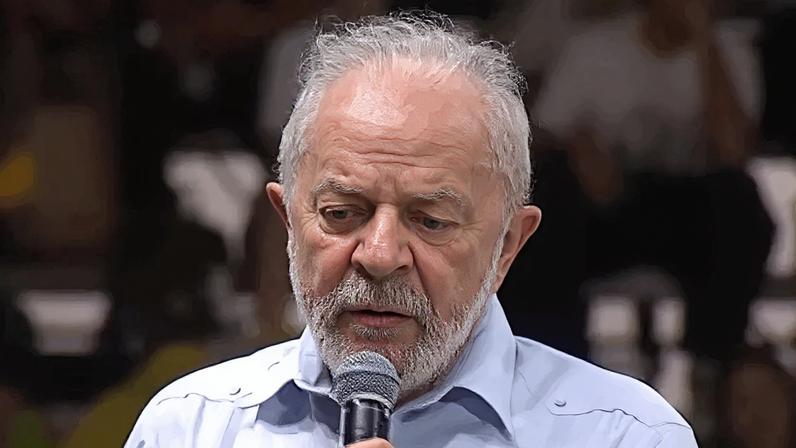 Lula diz que elite brasileira não queria que o povo estudasse