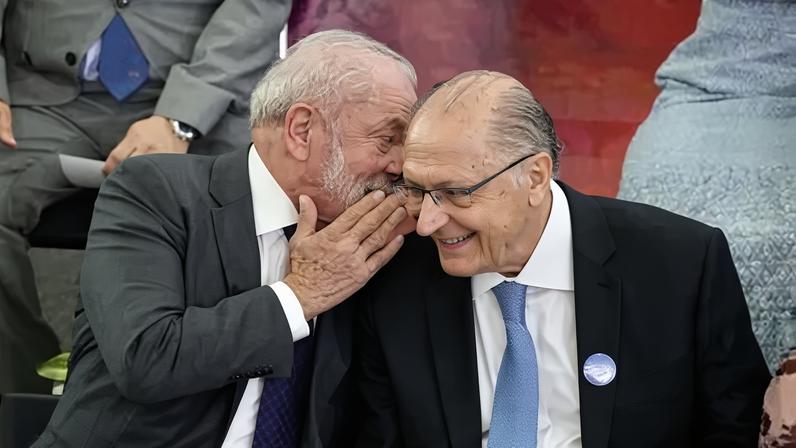 O presidente Lula e o vice-presidente Geraldo Alckmin