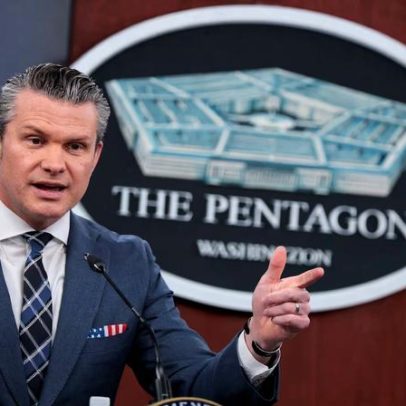 Objetivos dos EUA no Irã não mudaram, afirma Hegseth