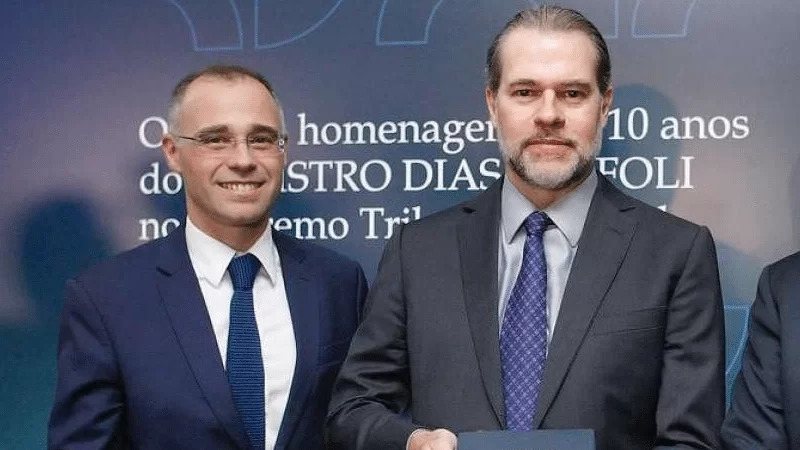 AtlasIntel: Em meio à crise no STF, Mendonça lidera avaliação positiva e Toffoli concentra maior rejeição