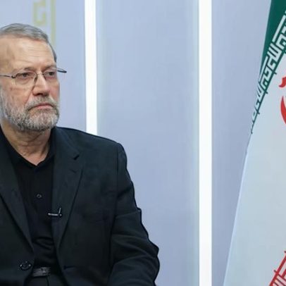 Ali Larijani, figura influente no Irã após Khamenei