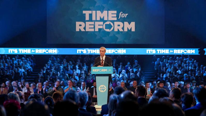 Plataforma do Reform UK defende deportações, patriotismo e salvar nossos pubs