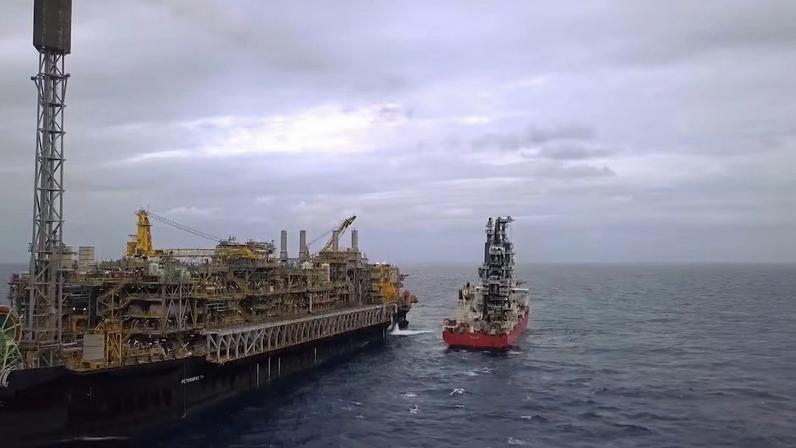 Empresa estatal encontra poço de petróleo no Rio de Janeiro