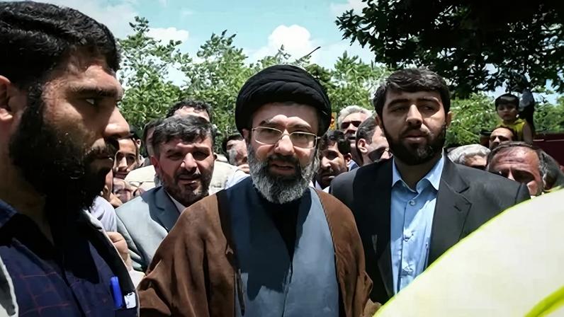 O novo líder supremo do Irã, Mojtaba Khamenei