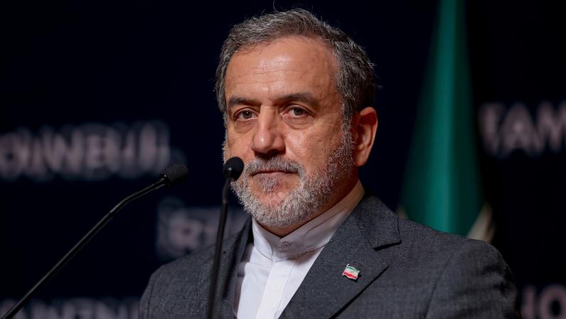 Doutrina nuclear do Irã não deve mudar, afirma ministro