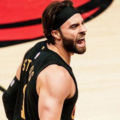 Jogador do Cavaliers estreia na temporada da NBA