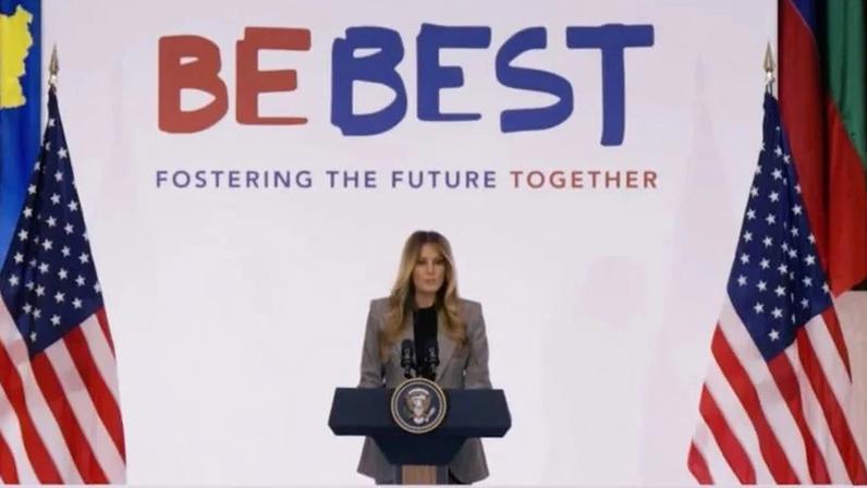 Na imagem, a primeira-dama dos Estados Unidos, Melania Trump, no lançamento da iniciativa Fostering the Future Together (Promovendo o Futuro Juntos), no Departamento de Estado norte-americano
