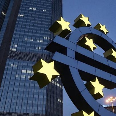 Zona do Euro quase estagna, inflação pressionada pela guerra no Oriente Médio