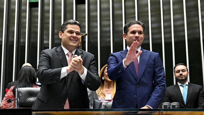 Motivos da redução das atividades presenciais do Congresso Nacional