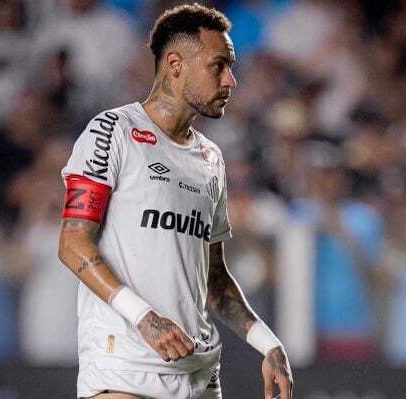 Neymar concentra agenda no Santos para a convocação final da Copa