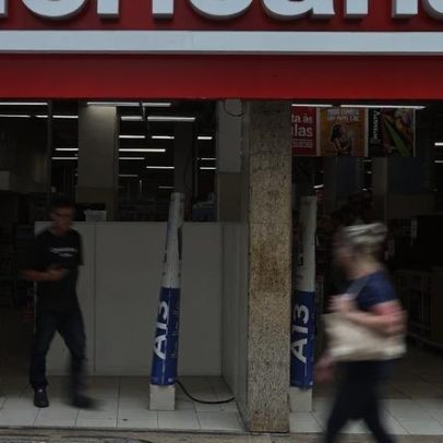 Americanas não fará fechamento em massa de lojas e as usará como pontos de entrega
