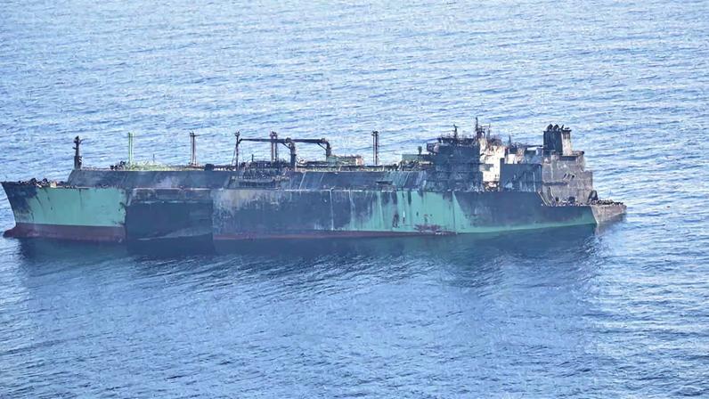 Estados mediterrâneos veem cargueiro russo à deriva como ameaça iminente