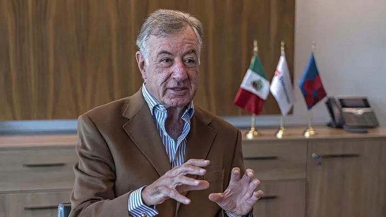 Bilionário mexicano faz maior aposta no setor bancário após acordo com Citi