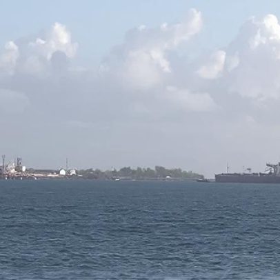 Navio russo atraca em Cuba com carga de petróleo