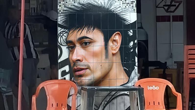 Neymar brinca ao comentar desenho dele feito em bar