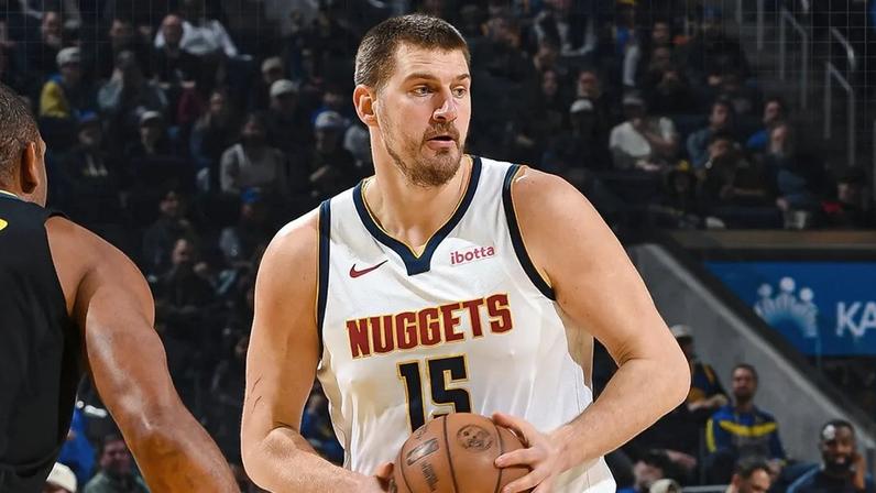 Nikola Jokic corrida mvp