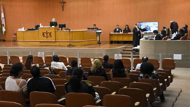 Entidades ligadas ao Ministério Público citam dados e criticam trecho que afasta casos de homicídio por faccionados do Tribunal do Júri. (Foto: Cecília Pederzoli/TJMG)