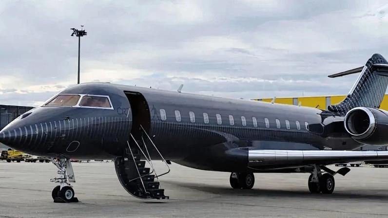 O jatinho de luxo de Cristiano Ronaldo • Reprodução