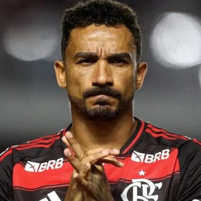 Danilo chama atenção em título do Flamengo com "Sempre ele"