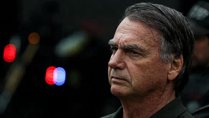 O ex-presidente Jair Bolsonaro foi alvo de relatório alternativo na CPMI do INSS