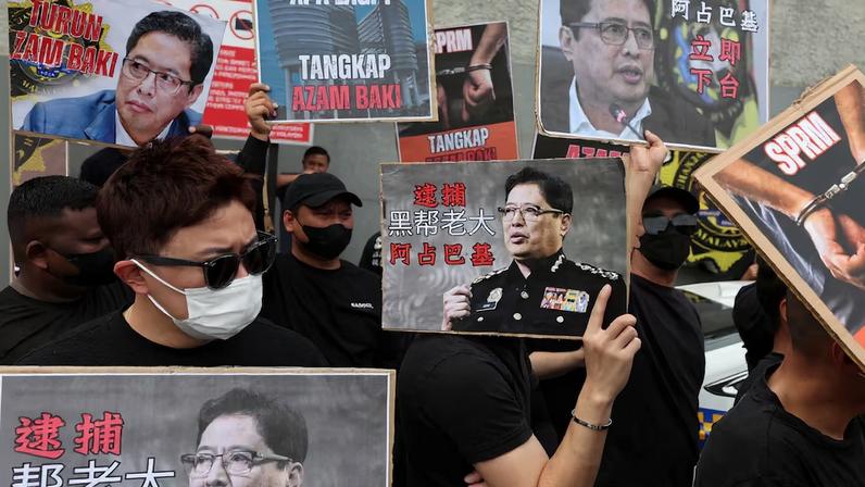 Parceiro da base governista malaia revisa vínculos após escândalo de corrupção