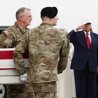 Trump recebe restos dos primeiros militares americanos mortos na guerra com Irã