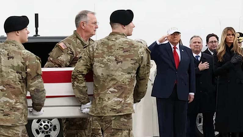 Trump recebe restos dos primeiros militares americanos mortos na guerra com Irã