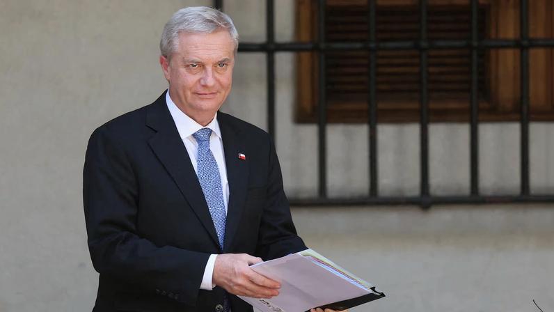 Kast assume presidência chilena em meio à turbulência global nos mercados