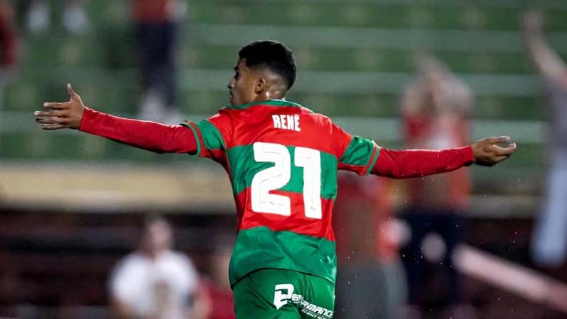 Renê é o artilheiro da Copa do Brasil com quatro gols