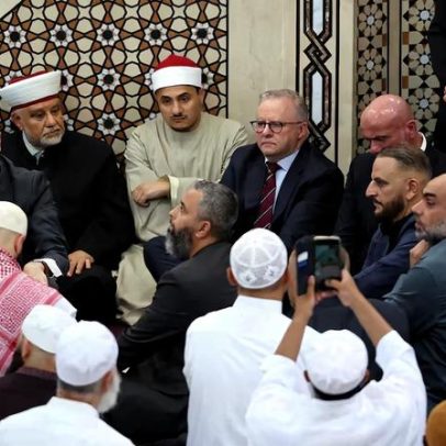 Protestos em mesquita australiana viram alvo de críticas ao PM Albanese por Israel
