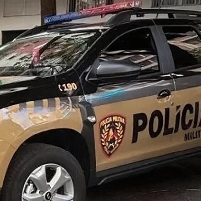Homem aponta arma para policiais e morre baleado
