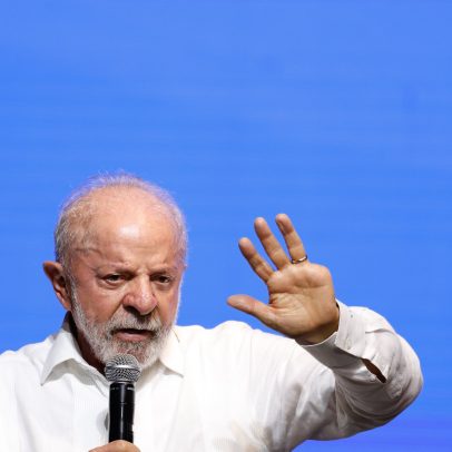 Lula afirma não se ofender por ser chamado de Opala por Flávio Bolsonaro