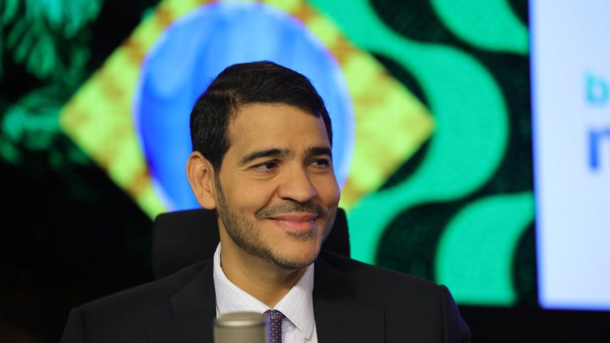 Jorge Messias está desde sua indicação circulando pelos corredores do Senado para obter votos