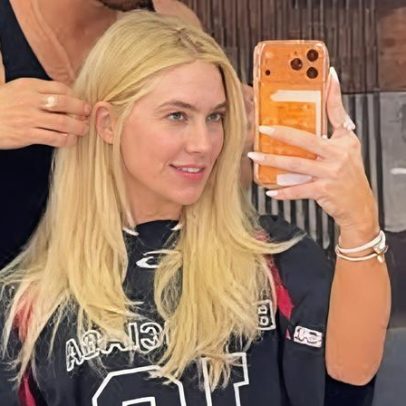 Virginia Fonseca muda o visual durante a noite; resultado divide opiniões