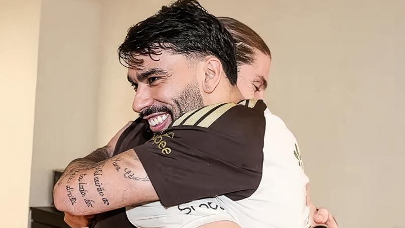 Paquetá lamenta demissão de Filipe Luís, responsável pela sua volta