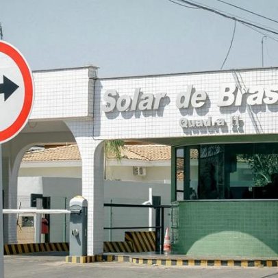 Bolsonaro inicia prisão domiciliar de 90 dias em casa