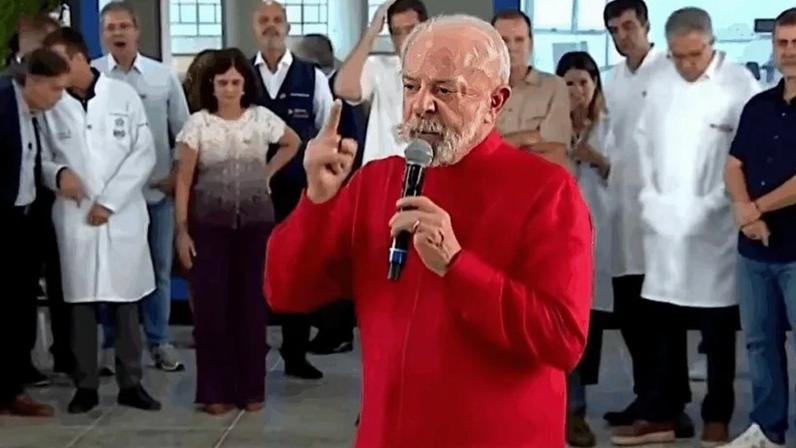 Presidente Lula (foto) durante discurso em evento no Hospital Federal do Andaraí, no Rio de Janeiro