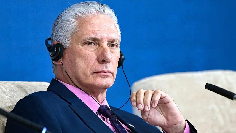 Presidente de Cuba, Miguel Díaz-Canel, durante fórum econômico em Minsk, em Belarus 26/06/2025 Sputnik/Sergey Bobylev/Pool via REUTERS
