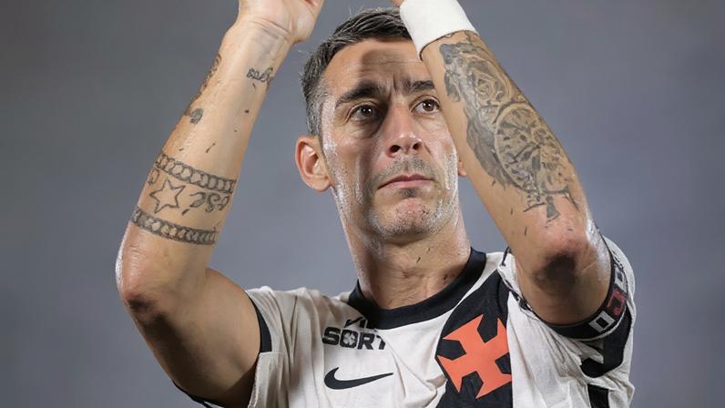 Puma Rodríguez em ação pelo Vasco (Foto: Matheus Lima/Vasco)