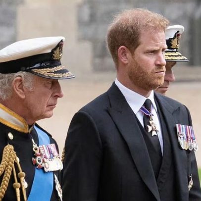 Príncipe Harry espera convite de Charles para veraneio em família