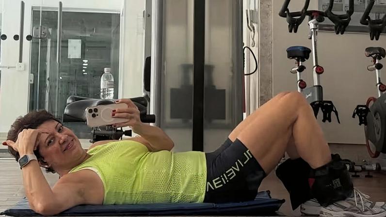 Chris Lemos revela rotina de treino e fãs comentam positivamente