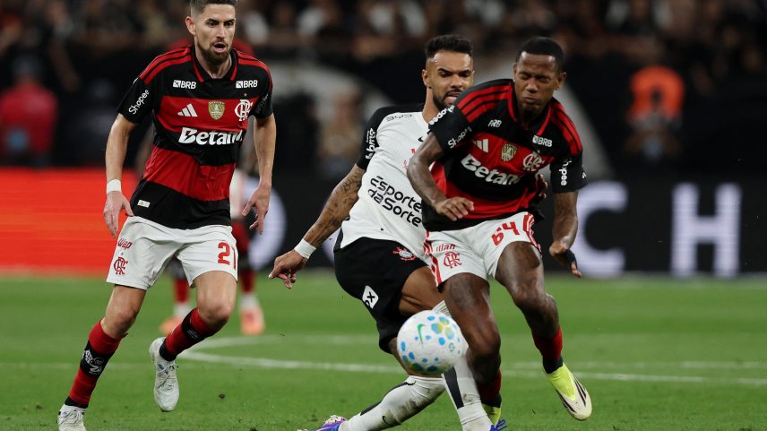Jogo entre Corinthians e Flamengo terminou empatado em 1 a 1