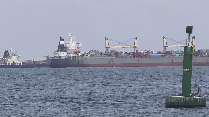 Petróleo russo chega a Cuba; crise energética persiste