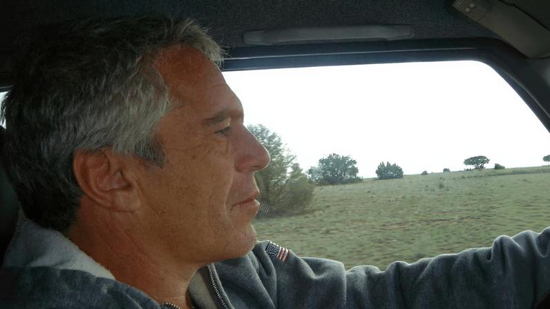 Polônia busca ajuda de dois países na investigação de Epstein