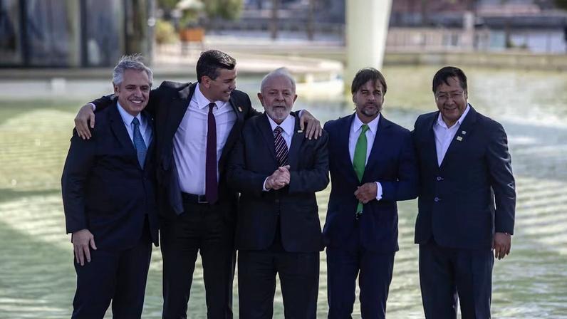 Líderes dos países do Mercosul. Região precisa aprimorar seu poder de negociação coletiva, deixar de lado suas divisões ideológicas e reforçar a política interna (Foto: Dado Galdieri/Bloomberg)