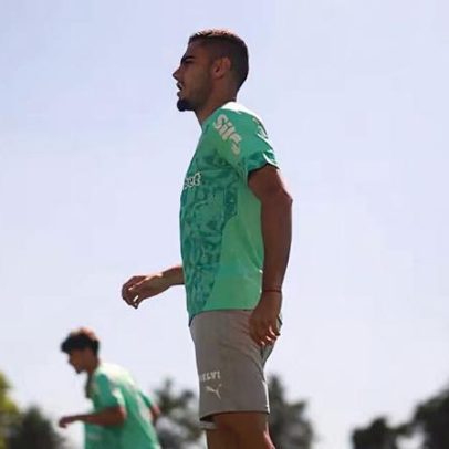 Palmeiras intensifica treinamentos para retorno aos jogos
