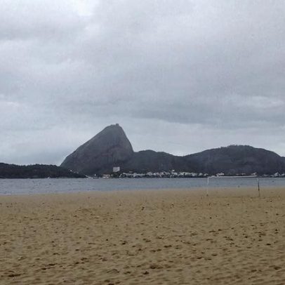 Rio de Janeiro registra terceira tarde mais fresca do ano com alerta de chuva