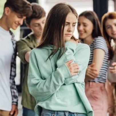 Pesquisa revela diferenças na saúde mental entre meninas e meninos adolescentes