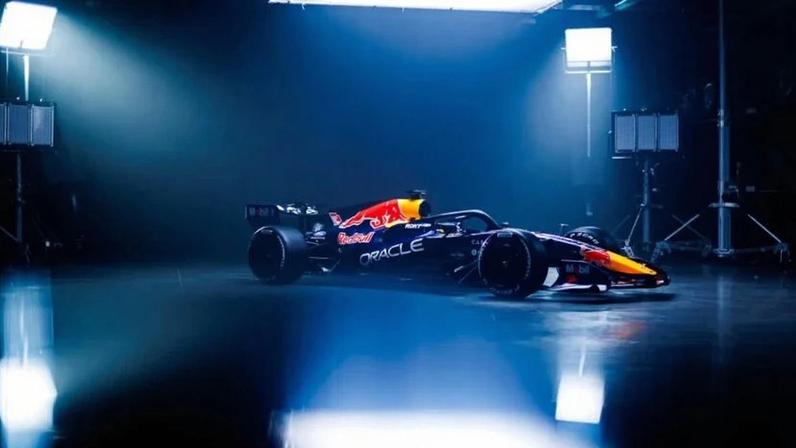 Fórmula 1 entra em nova era com regras e carros inéditos