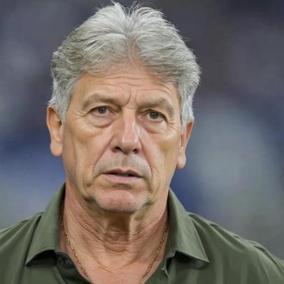 Renato Gaúcho diverge de Admar Lopes sobre arbitragem de Cruzeiro x Vasco